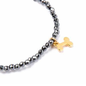 Detalle Pulsera Negro de Victoria Vielle - Benéfica